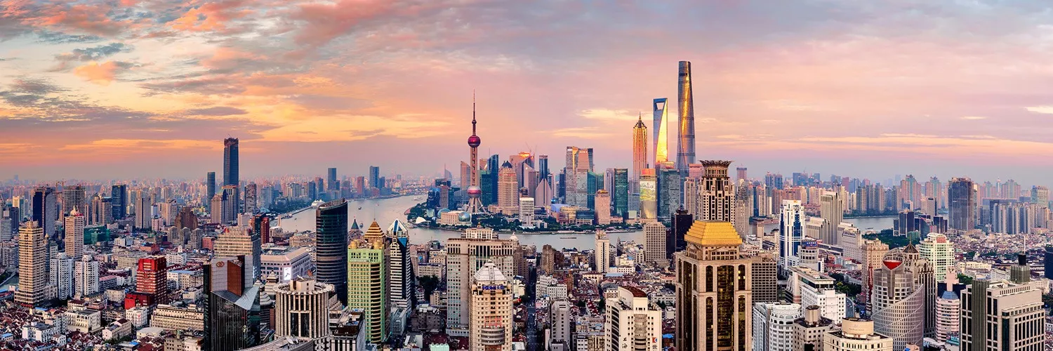 世服宏图位于中国上海博华广场，坐落超甲级办公楼地帶，被称黄金商业地段。