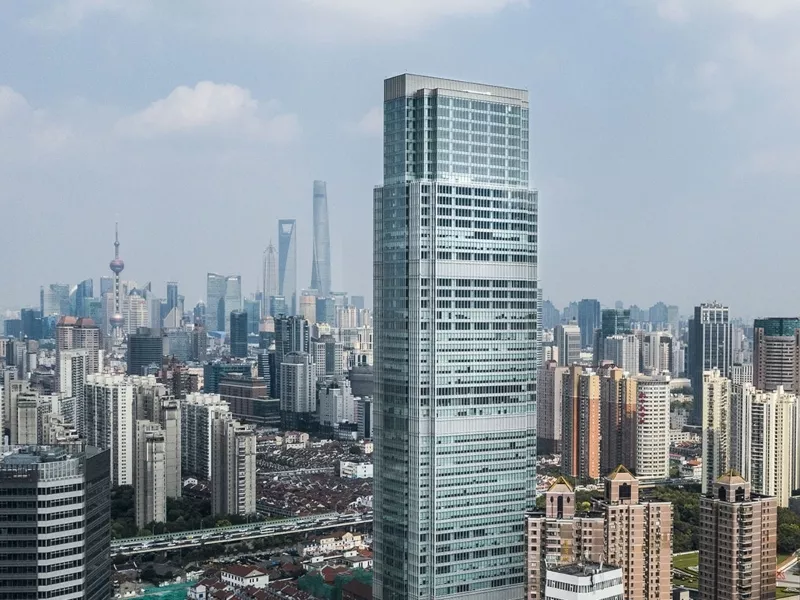 世服宏图位于中国上海博华广场，坐落于超甲级办公楼地段，俯瞰上海市中心，尽显尊贵气派。