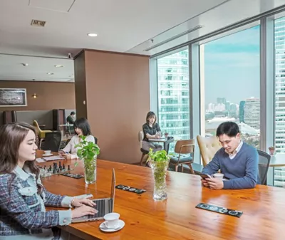 sct-coworking-breakout-area3.jpg