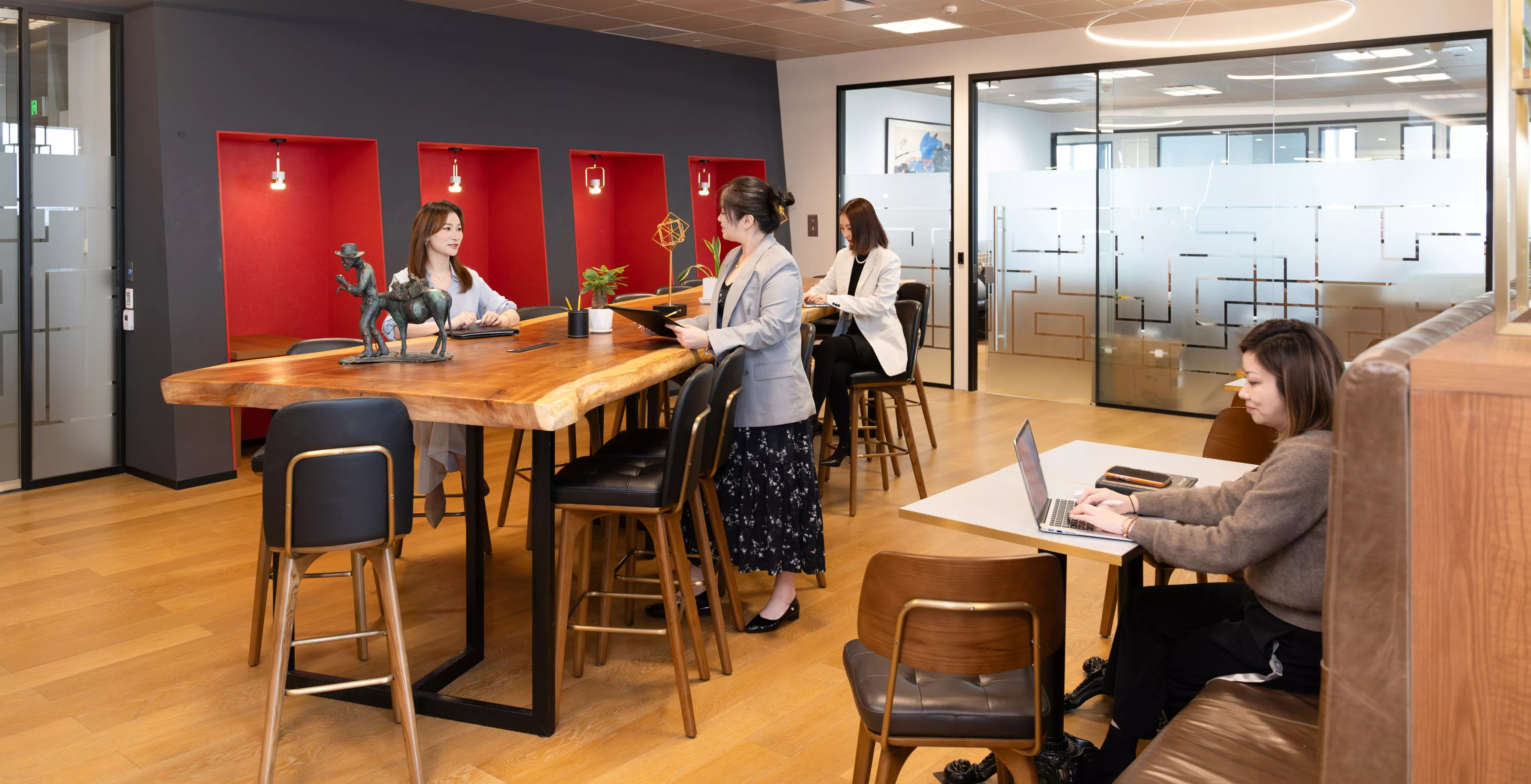 small-sliding-banner-image-_-coworking-2-_-china-shanghai-omp-2026-_-cl3.jpg